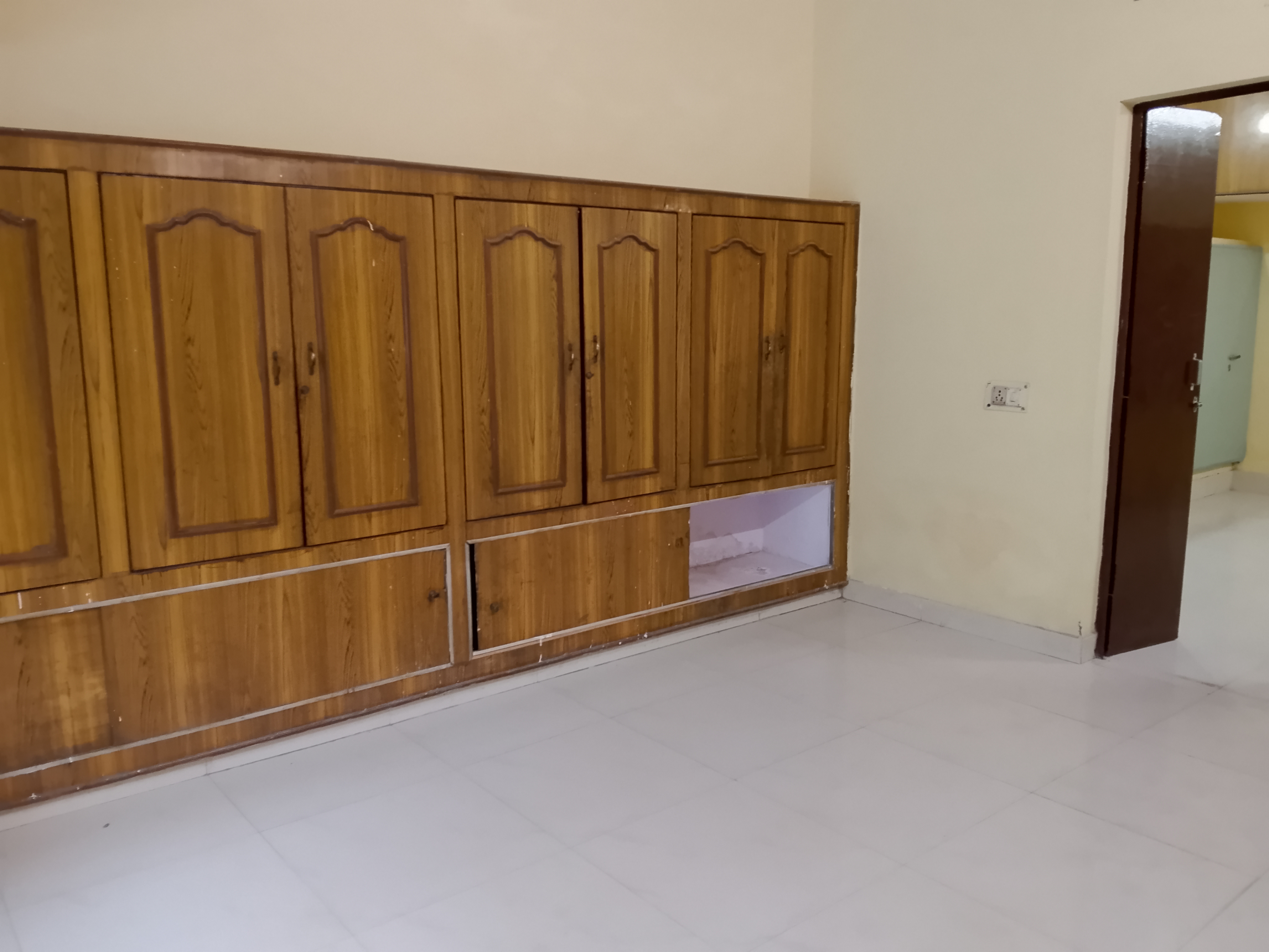 Meena Sadan photo 1