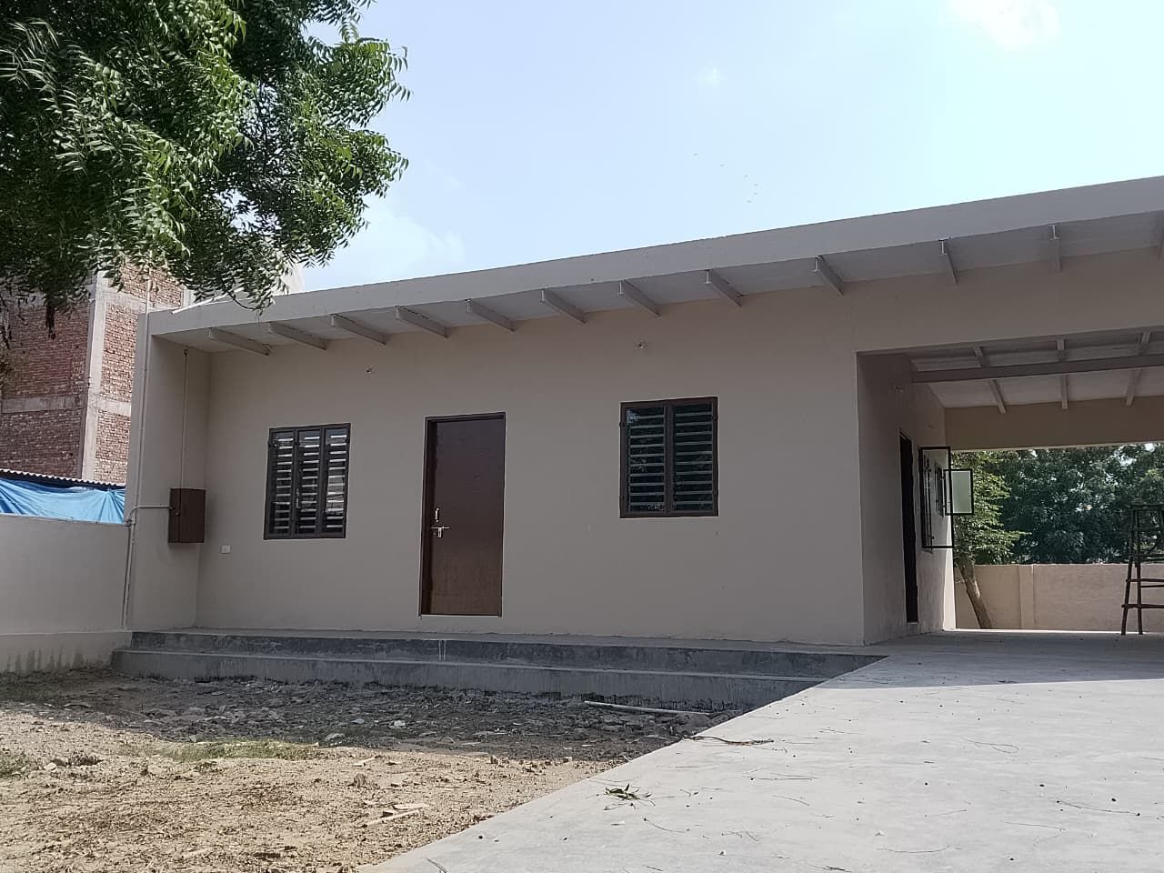 Nearby Room